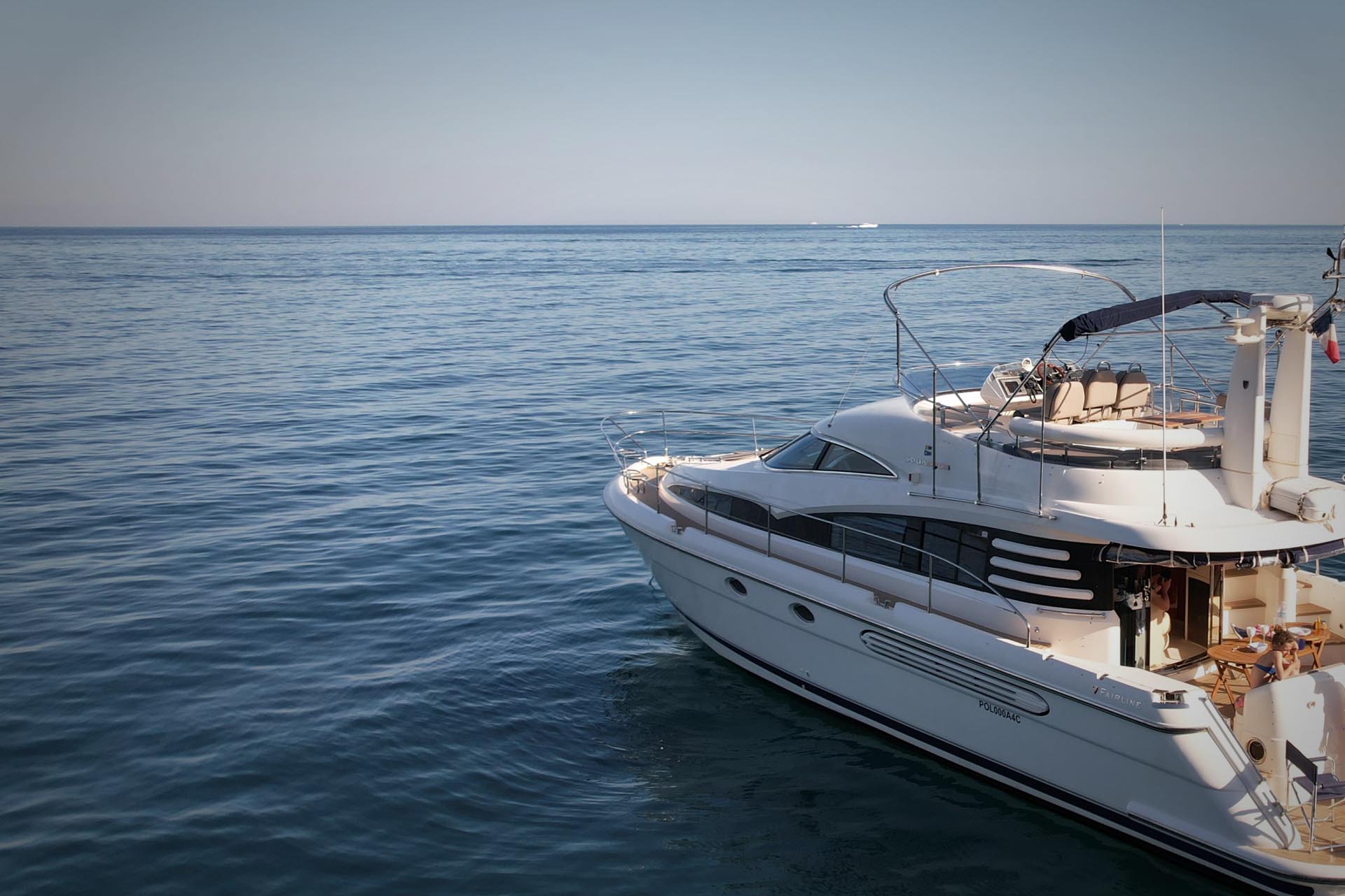 Location Yacht à Cannes avec équipage